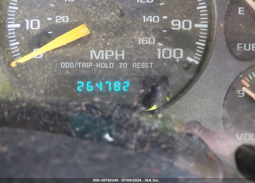 2000 CHEVROLET BLAZER LT VIN: 1GNDT13W2Y2351742