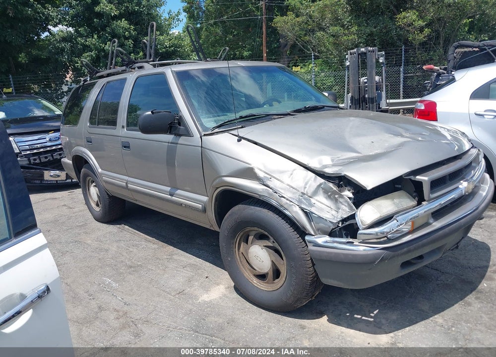 2000 CHEVROLET BLAZER LT VIN: 1GNDT13W2Y2351742