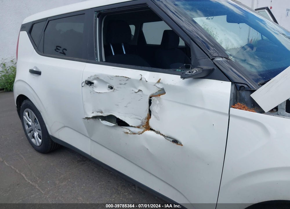 2021 KIA SOUL LX VIN: KNDJ22AU4M7129884