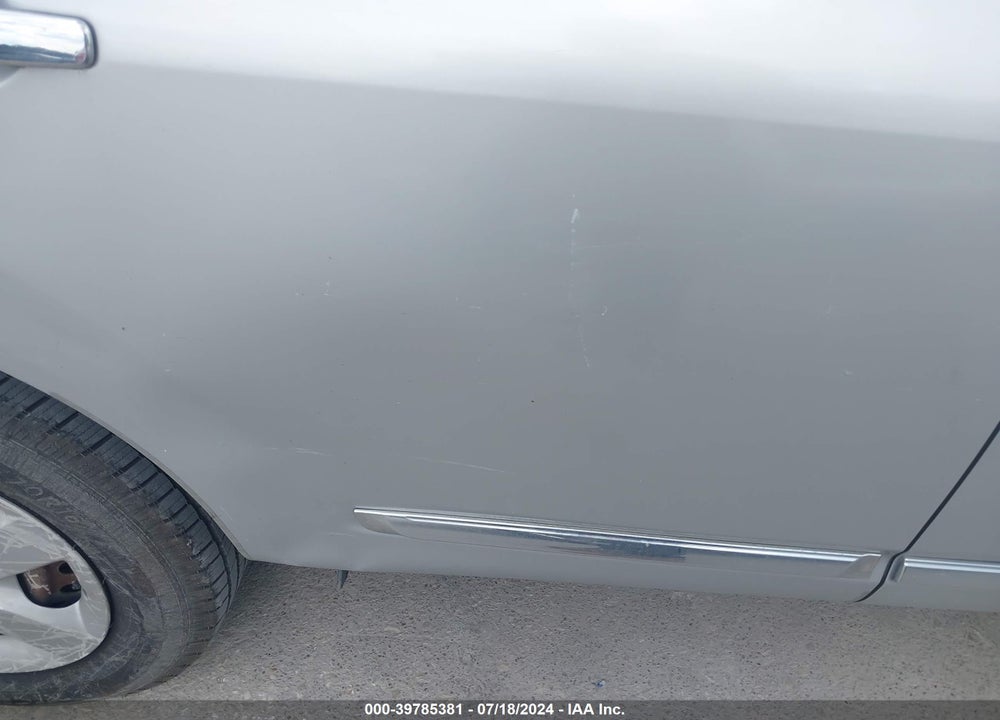 2011 NISSAN ROGUE S VIN: JN8AS5MT3BW562026