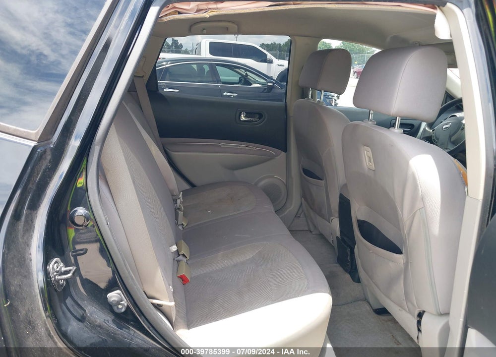 2013 NISSAN ROGUE S VIN: JN8AS5MT2DW540232