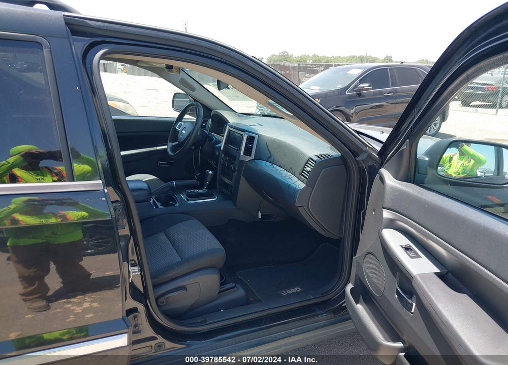 2010 JEEP GRAND CHEROKEE LAREDO VIN: 1J4PR4GK9AC147074