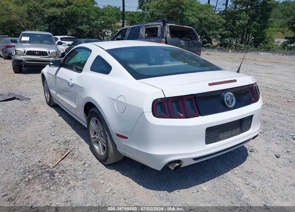 2014 FORD MUSTANG V6 VIN: 1ZVBP8AM1E5324232