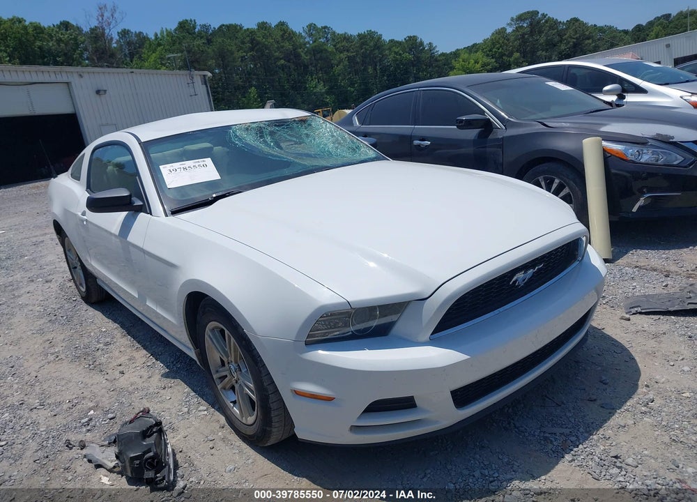 2014 FORD MUSTANG V6 VIN: 1ZVBP8AM1E5324232