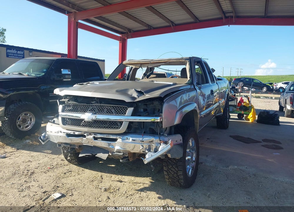 2003 CHEVROLET SILVERADO 2500HD LS VIN: 1GCHC29183E166890