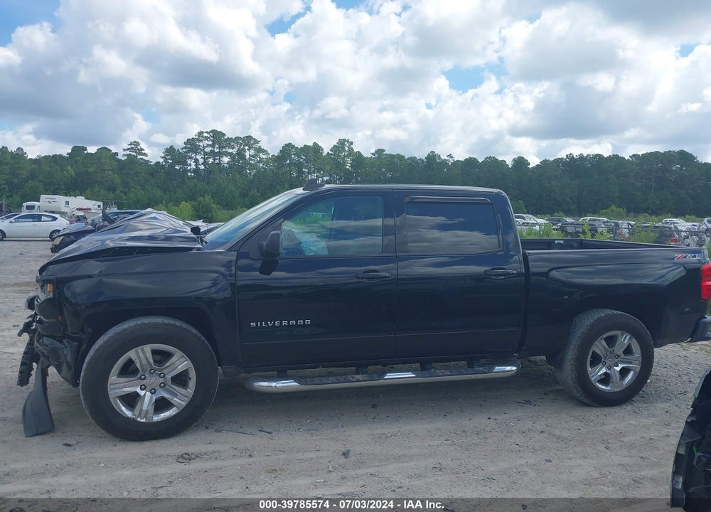 2017 CHEVROLET SILVERADO 1500 2LT VIN: 3GCUKRECXHG516294