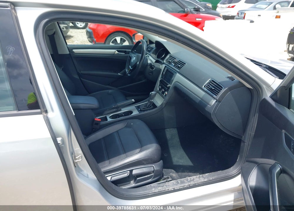 2019 VOLKSWAGEN PASSAT 2.0T WOLFSBURG EDITION VIN: 1VWLA7A35KC007701