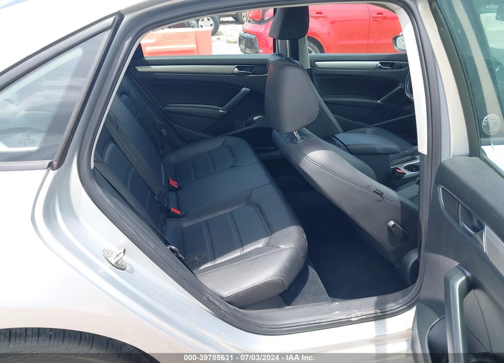 2019 VOLKSWAGEN PASSAT 2.0T WOLFSBURG EDITION VIN: 1VWLA7A35KC007701