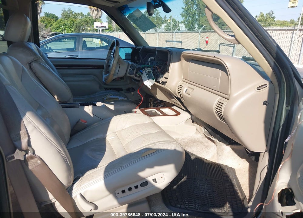 1999 CADILLAC ESCALADE STANDARD VIN: 1GYEK13R6XR403514