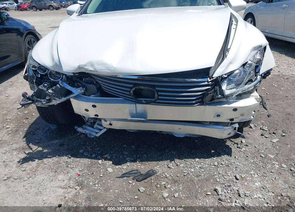 2016 LEXUS LS 460 VIN: JTHBL5EF2G5140203