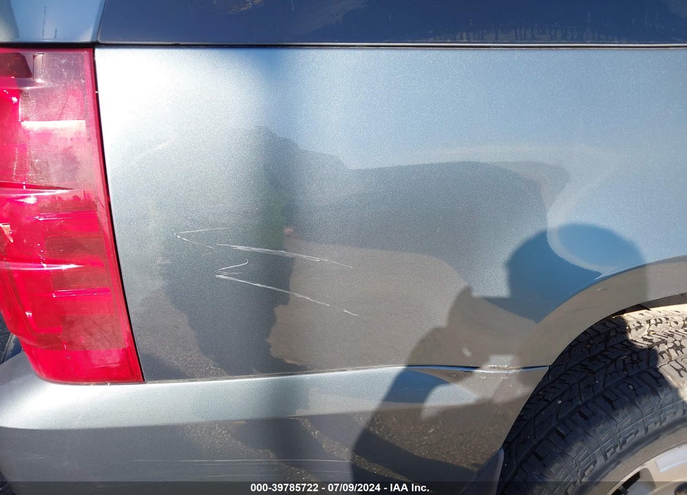 2009 CHEVROLET SUBURBAN 1500 LT1 VIN: 1GNFK263X9R209490