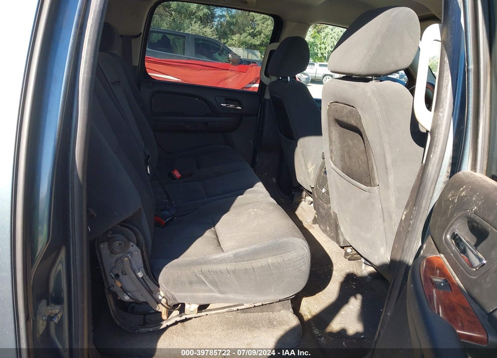2009 CHEVROLET SUBURBAN 1500 LT1 VIN: 1GNFK263X9R209490