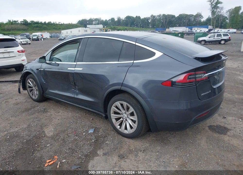2017 TESLA MODEL X 100D/75D/90D VIN: 5YJXCBE27HF029682