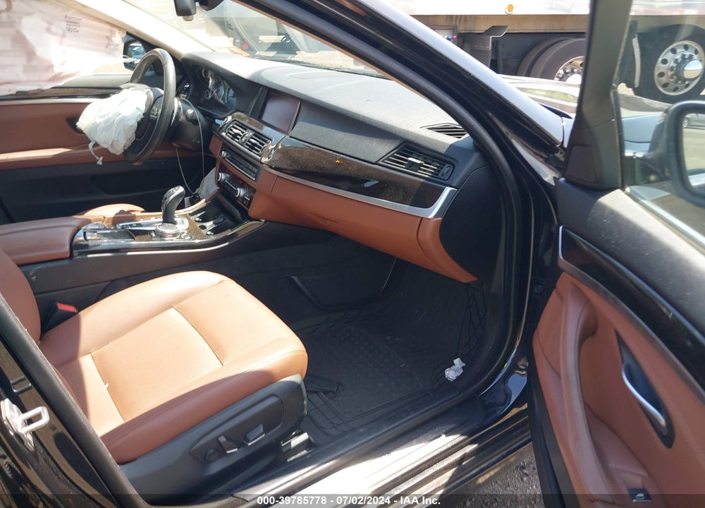 2016 BMW 528I VIN: WBA5A7C50GG147775