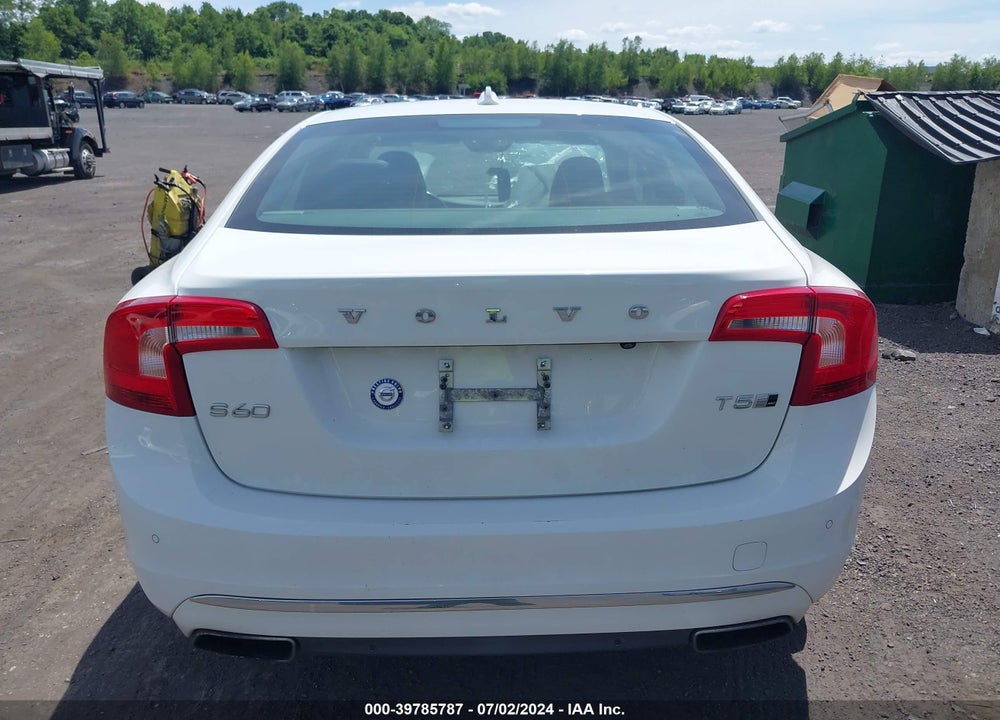 2017 VOLVO S60 INSCRIPTION T5 PLATINUM VIN: LYV402TMXHB130975