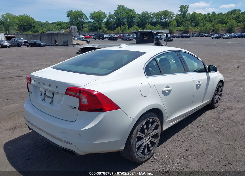 2017 VOLVO S60 INSCRIPTION T5 PLATINUM VIN: LYV402TMXHB130975