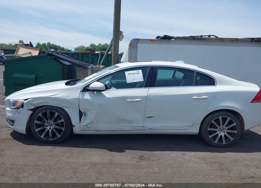 2017 VOLVO S60 INSCRIPTION T5 PLATINUM VIN: LYV402TMXHB130975