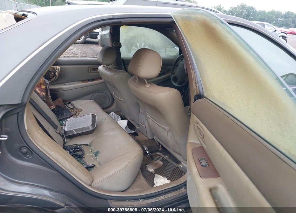 2000 LEXUS ES 300 VIN: JT8BF28G2Y5096084