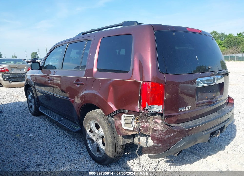 2013 HONDA PILOT EX-L VIN: 5FNYF3H58DB028056