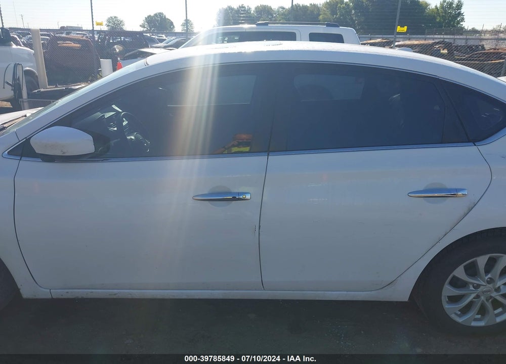 2018 NISSAN SENTRA SV VIN: 3N1AB7AP7JY324379