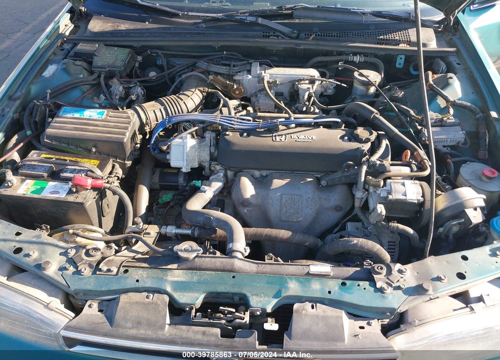1992 HONDA ACCORD LX VIN: 1HGCB7656NA213234