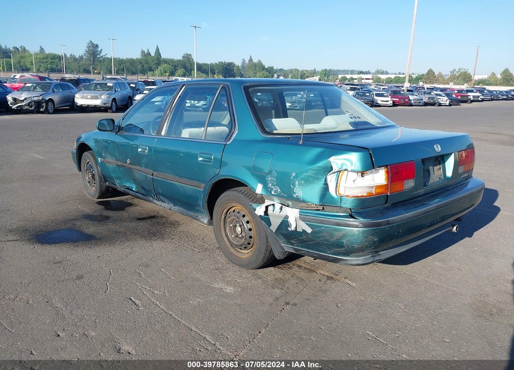 1992 HONDA ACCORD LX VIN: 1HGCB7656NA213234