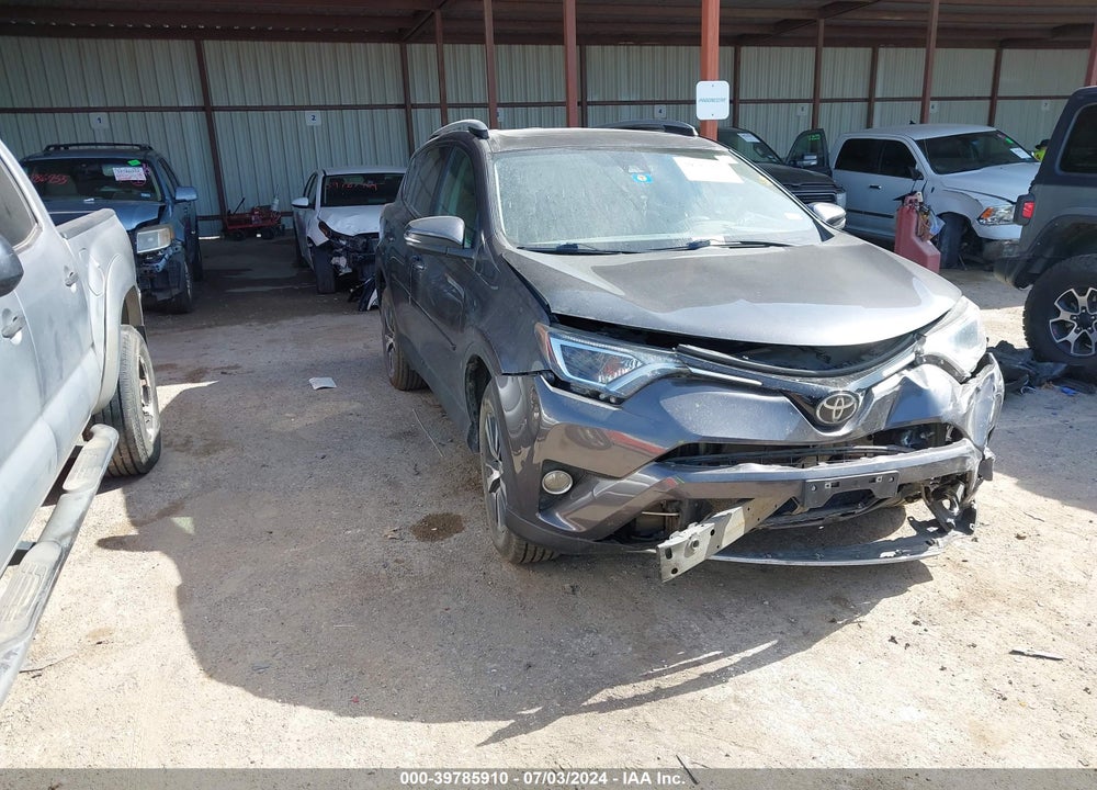 2017 TOYOTA RAV4 XLE VIN: 2T3WFREV8HW379600