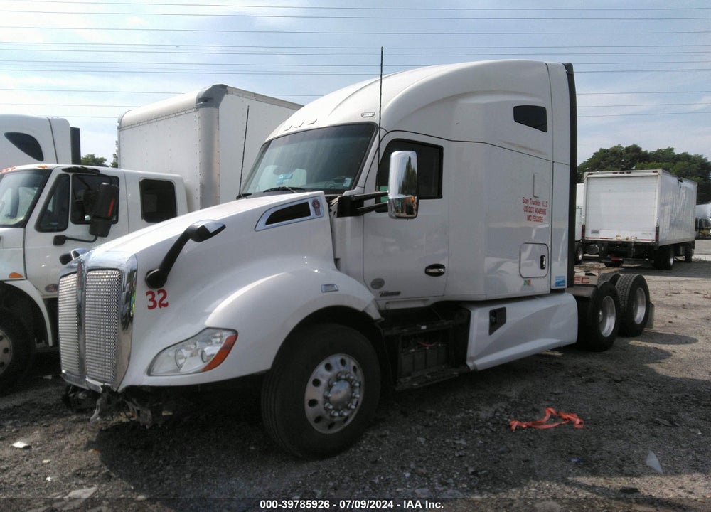 2020 KENWORTH T680 VIN: 1XKYDP9X3LJ311120