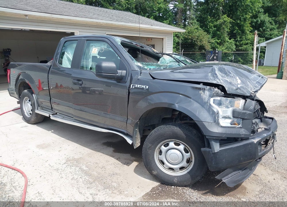 2015 FORD F-150 XL VIN: 1FTFX1EF4FFA14742