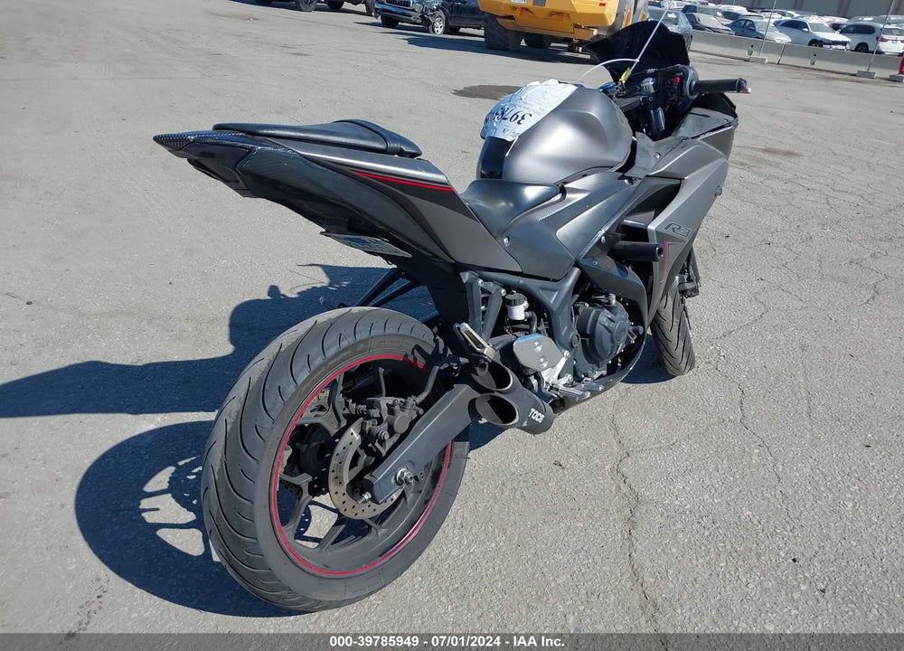 2016 YAMAHA YZFR3 VIN: MH3RH06Y3GK013242