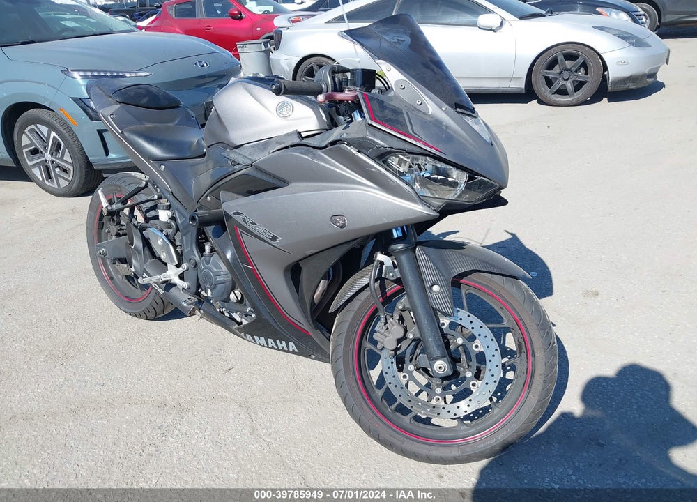 2016 YAMAHA YZFR3 VIN: MH3RH06Y3GK013242
