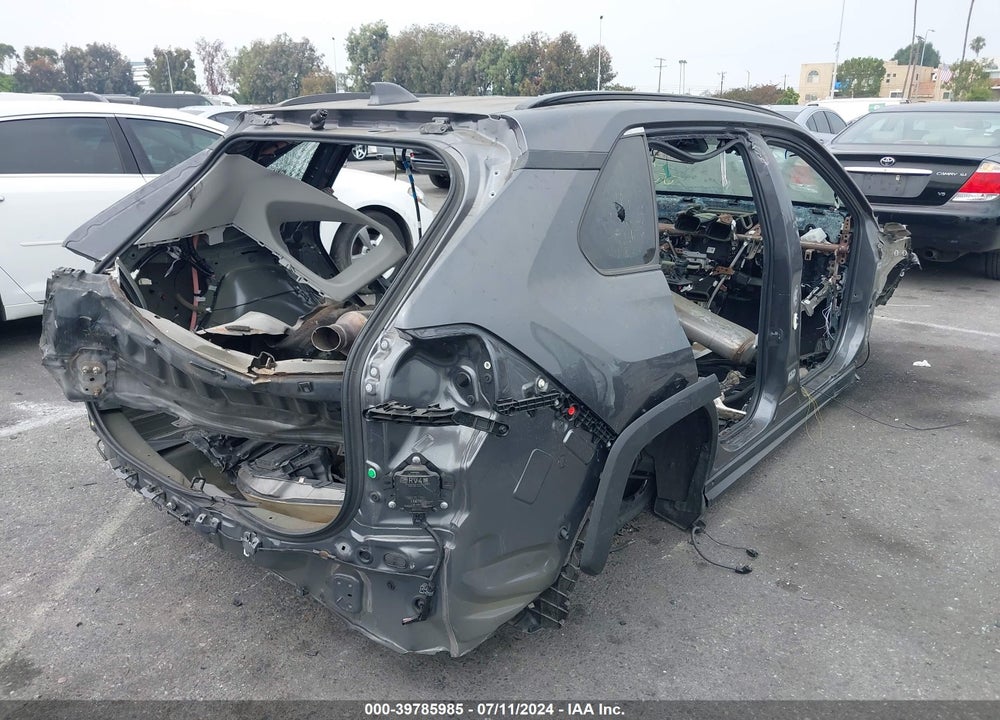 2022 TOYOTA RAV4 XLE VIN: 2T3W1RFV1NC200971