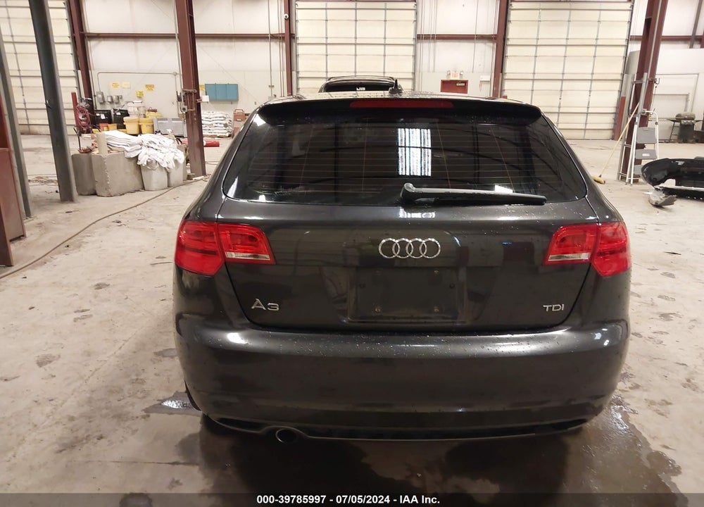 2011 AUDI A3 2.0 TDI PREMIUM VIN: WAUBJAFM1BA135150
