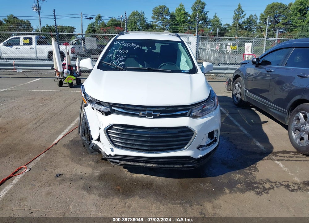 2022 CHEVROLET TRAX FWD LT VIN: KL7CJLSM1NB569346