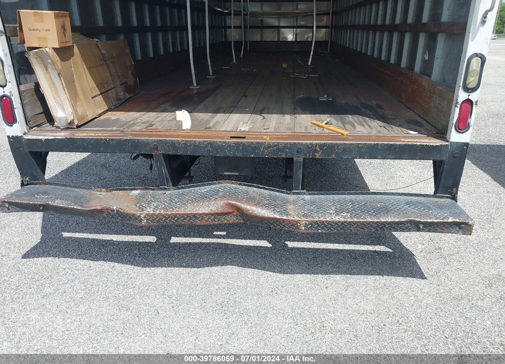 2009 INTERNATIONAL 4000 4300 LP VIN: 1HTMNAAM99H139071