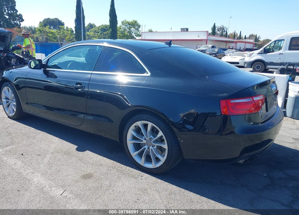2014 AUDI A5 2.0T PREMIUM VIN: WAUCFAFR8EA047766