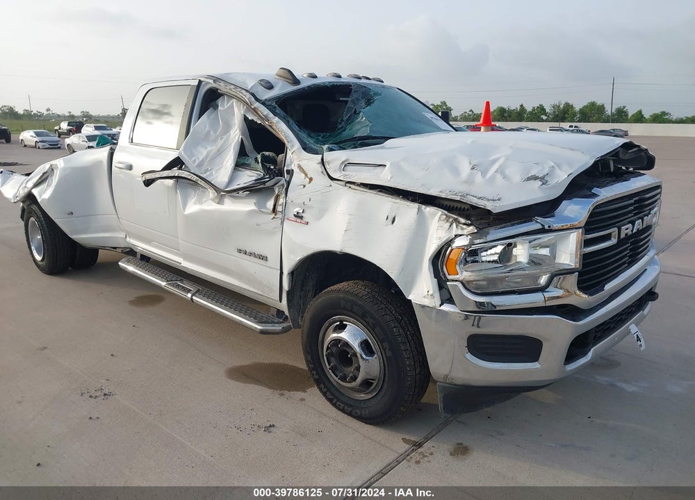 2021 RAM 3500 BIG HORN  4X4 8' BOX VIN: 3C63RRHL2MG549083