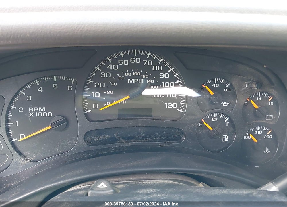 2005 CHEVROLET TAHOE Z71 VIN: 1GNEK13T95R262136