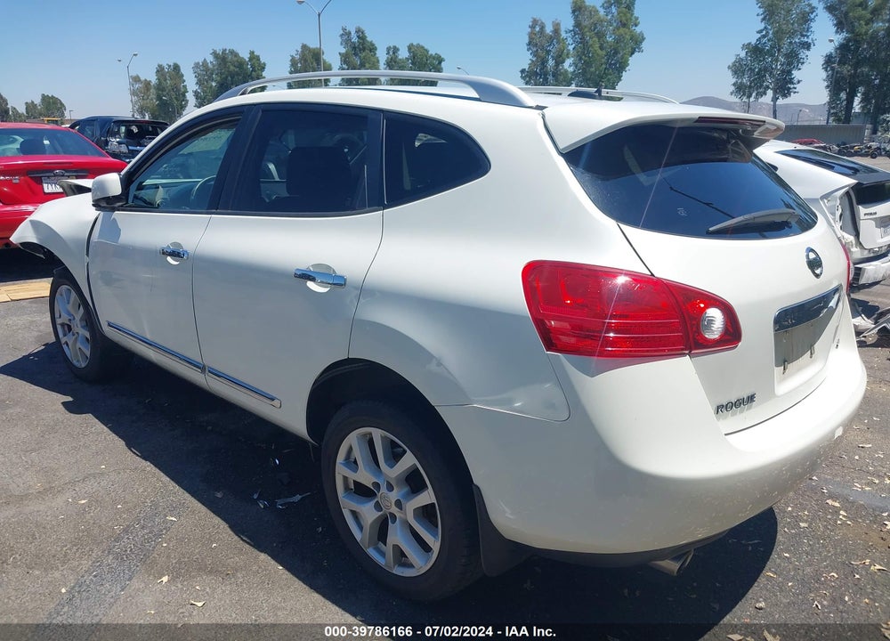 2013 NISSAN ROGUE SV W/SL PKG VIN: JN8AS5MT6DW522364