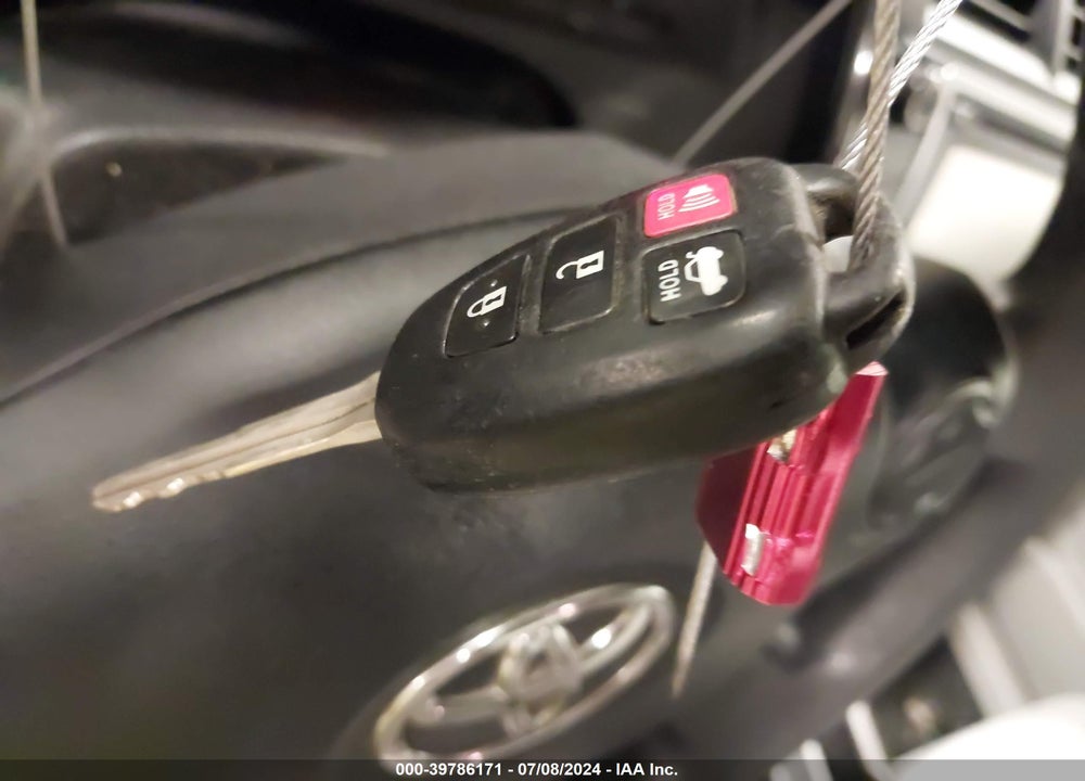 2012 TOYOTA CAMRY LE VIN: 4T1BF1FK8CU100023
