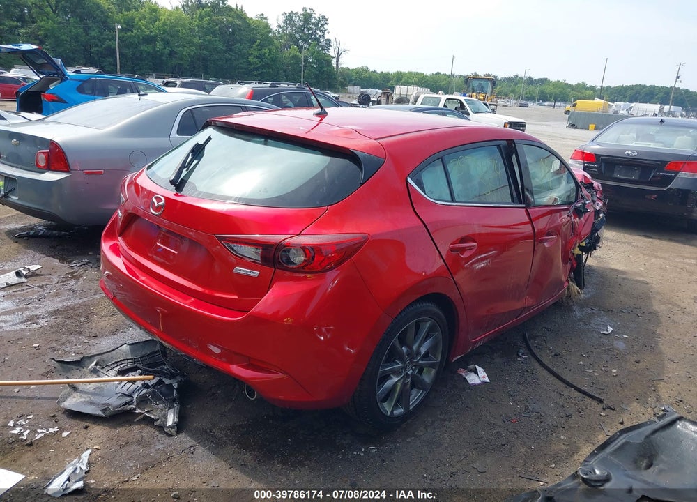 2018 MAZDA 3 TOURING VIN: 3MZBN1L38JM275827