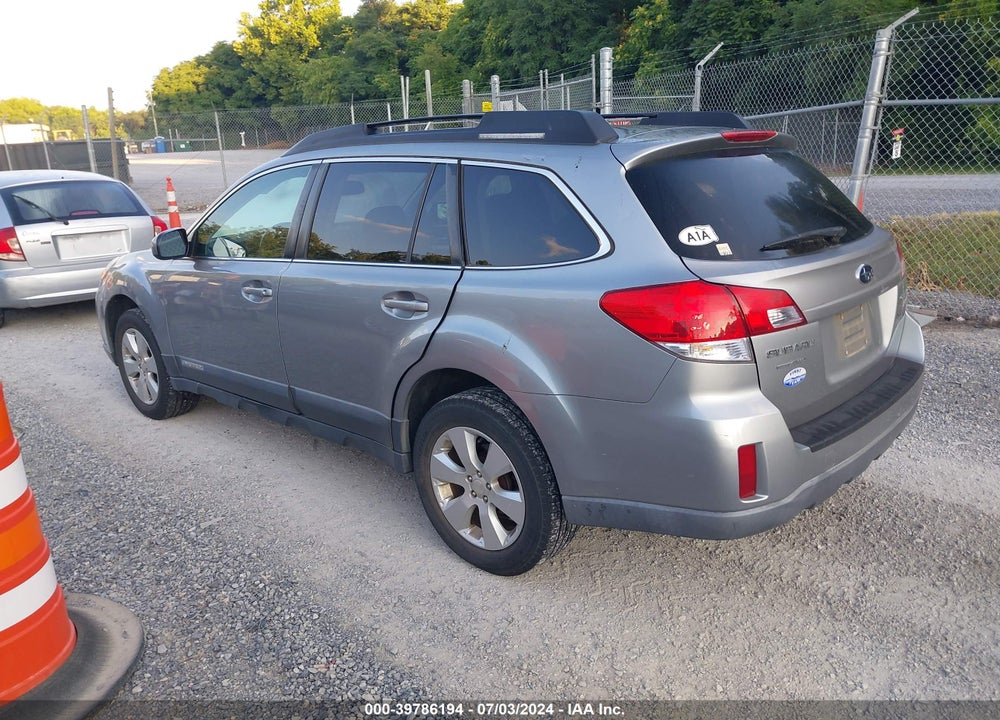2010 SUBARU OUTBACK 2.5I PREMIUM VIN: 4S4BRBBC3A3385096