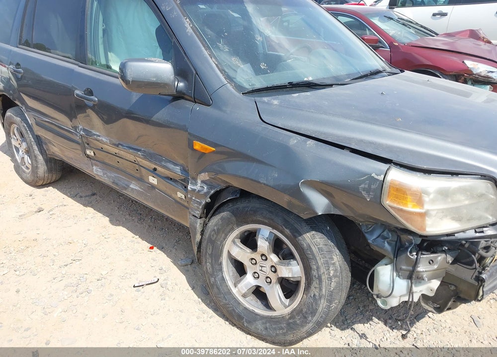 2007 HONDA PILOT EX VIN: 5FNYF18427B016257