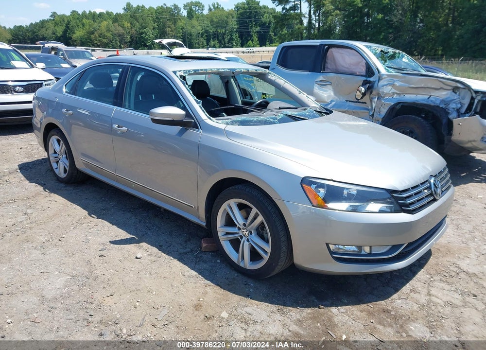 2014 VOLKSWAGEN PASSAT 2.0L TDI SEL PREMIUM VIN: 1VWCN7A35EC093391