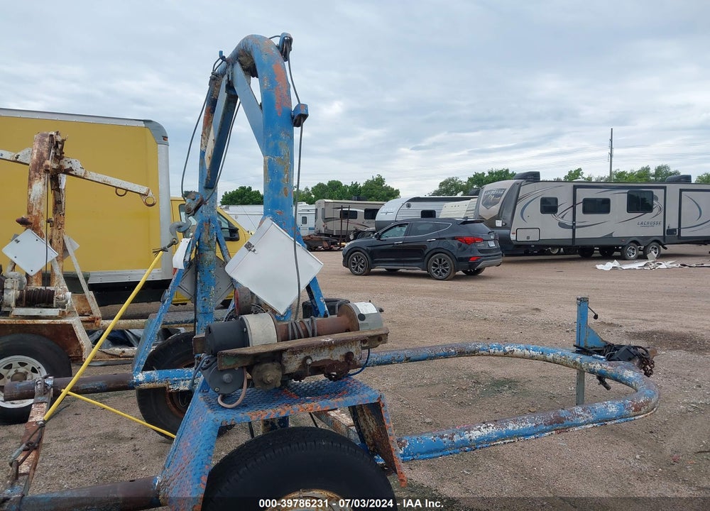 1976 HOMEMADE U SHAPED PROPANE TANK HAULER VIN: 00000000S00539KAN