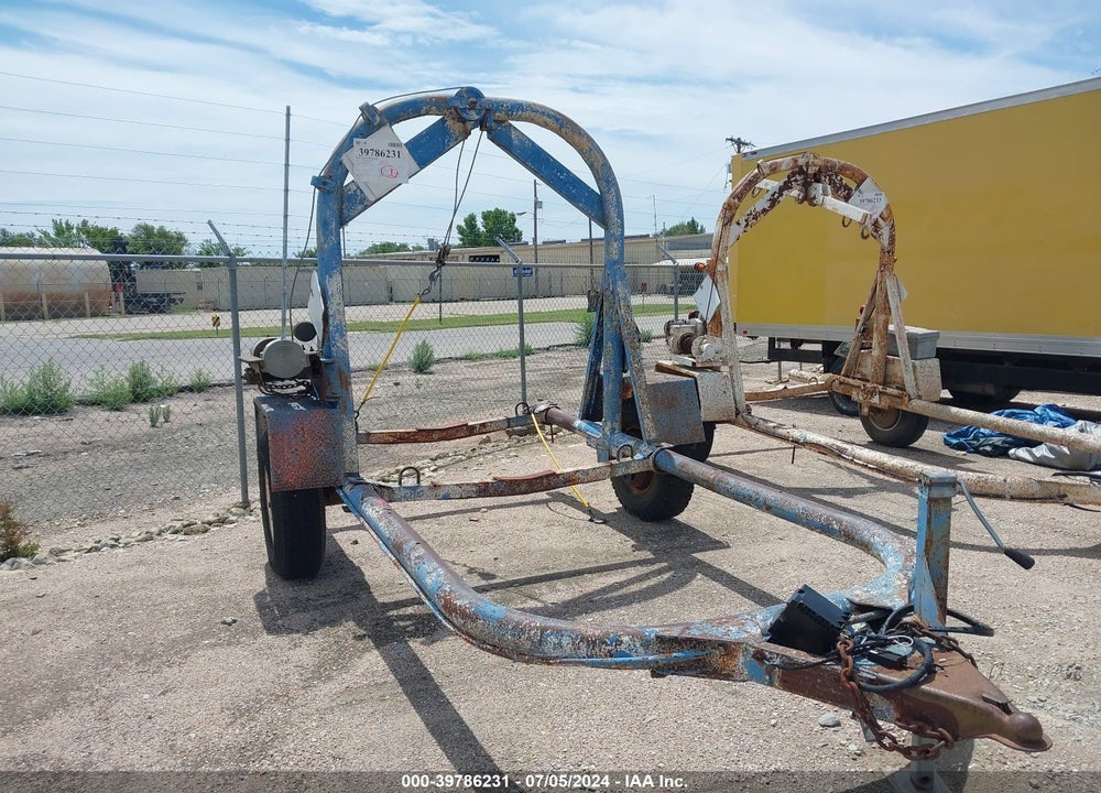 1976 HOMEMADE U SHAPED PROPANE TANK HAULER VIN: 00000000S00539KAN