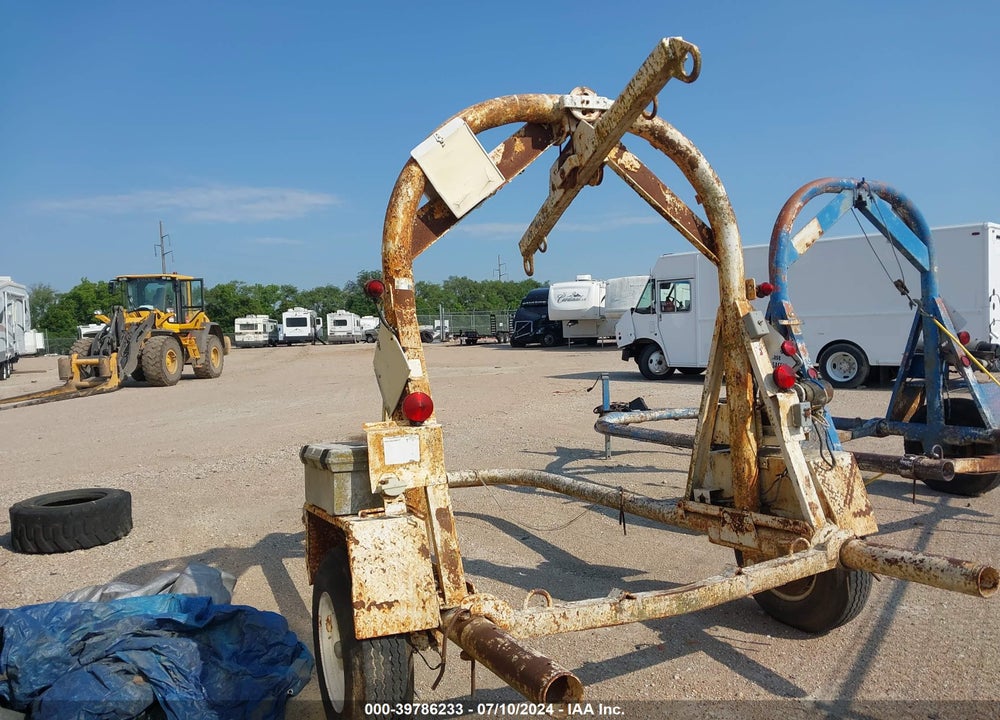 1974 BRINDLE U SHAPED PROPANE TANK HAULER VIN: 0000000000742705E