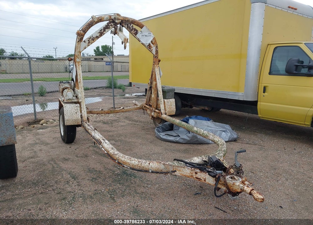 1974 BRINDLE U SHAPED PROPANE TANK HAULER VIN: 0000000000742705E