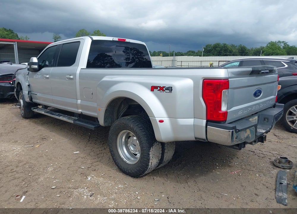 2017 FORD F-350 LARIAT VIN: 1FT8W3DT7HEF30634