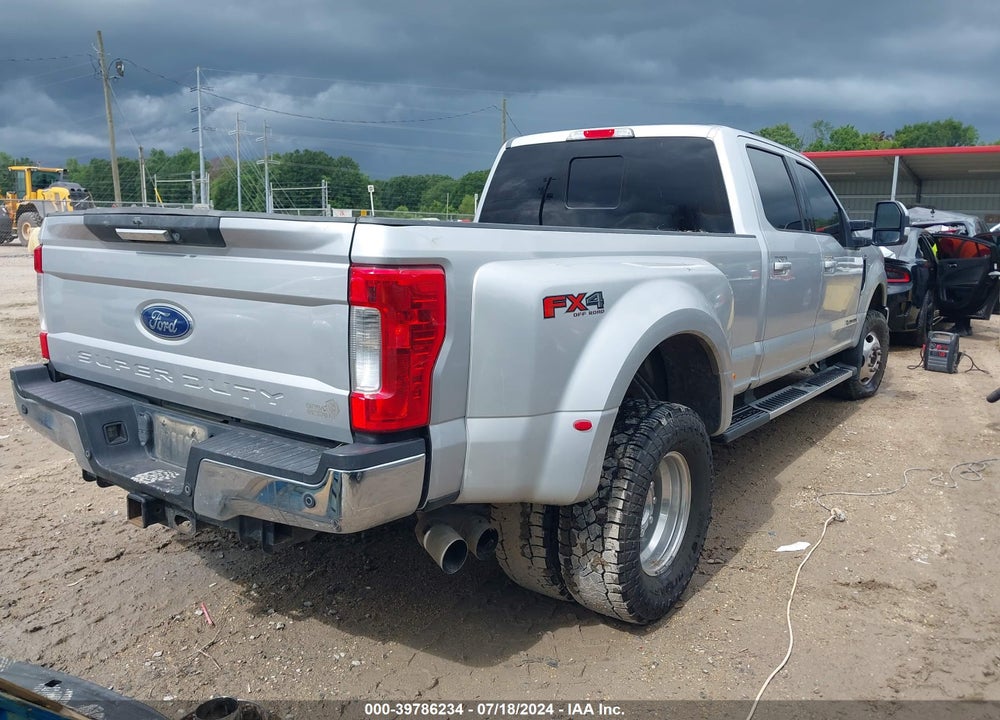 2017 FORD F-350 LARIAT VIN: 1FT8W3DT7HEF30634
